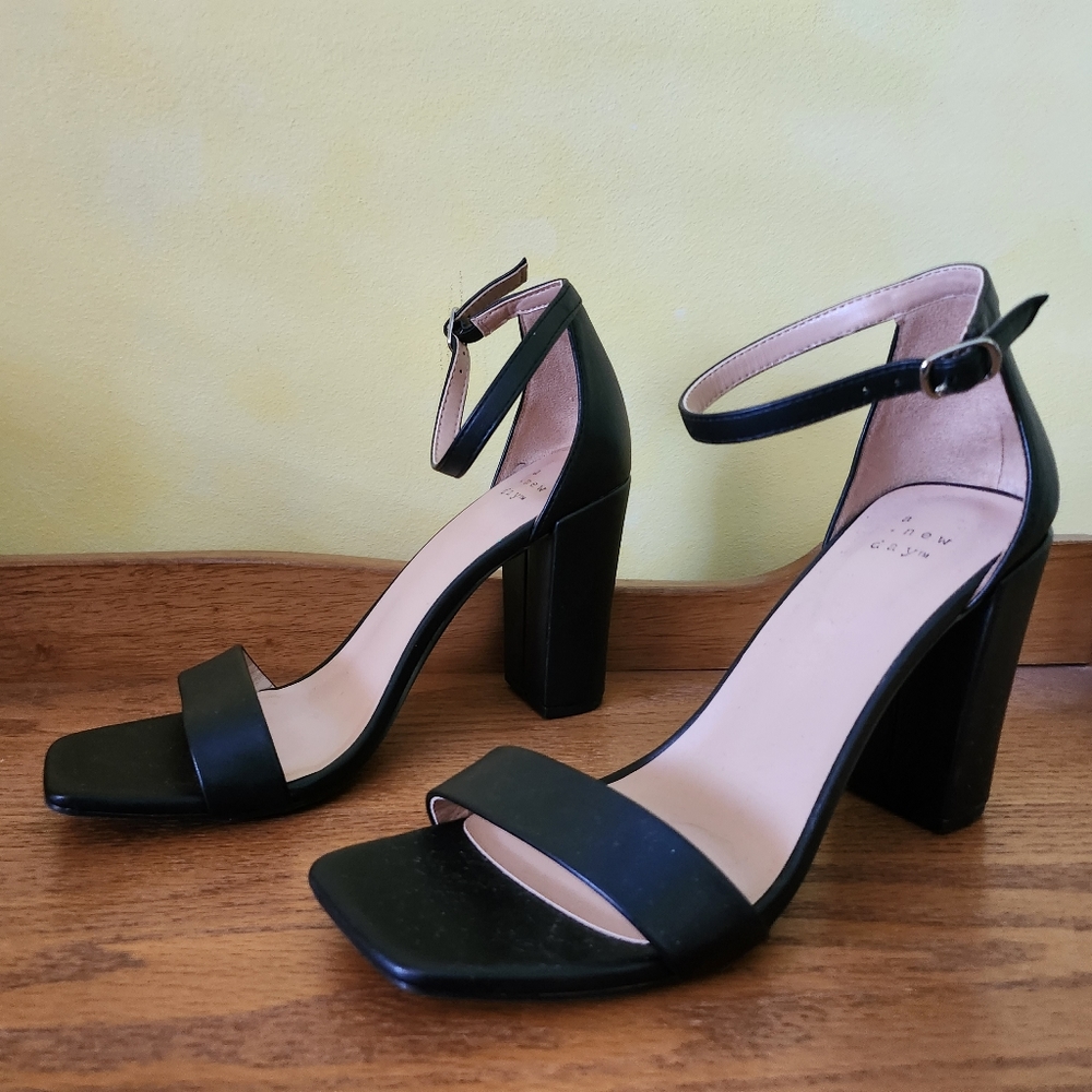 Size 9 Dress Shoes